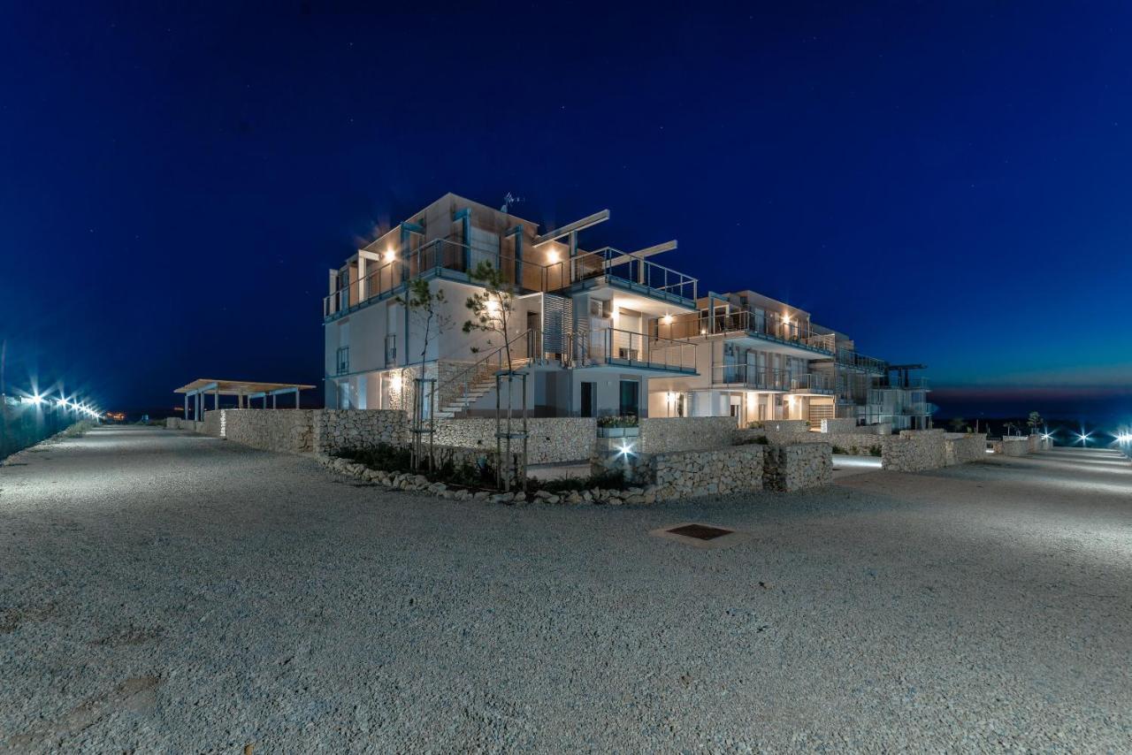 Isola Bella Pag Aparthotel Povljana Exterior photo